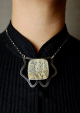 Load image into Gallery viewer, Grass Flower Necklace