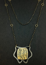 Load image into Gallery viewer, Grass Flower Necklace